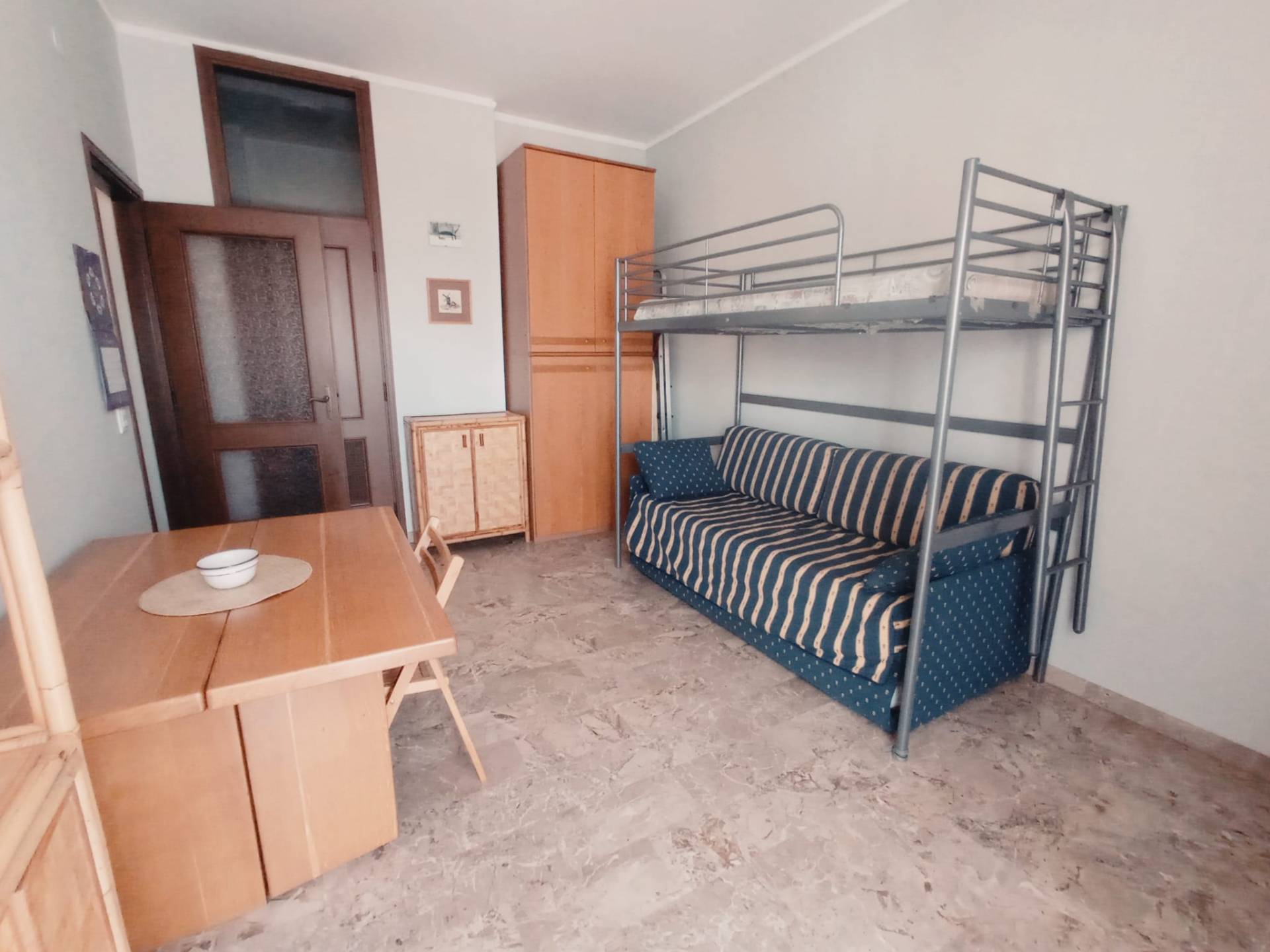 Appartamento in affitto a Albenga