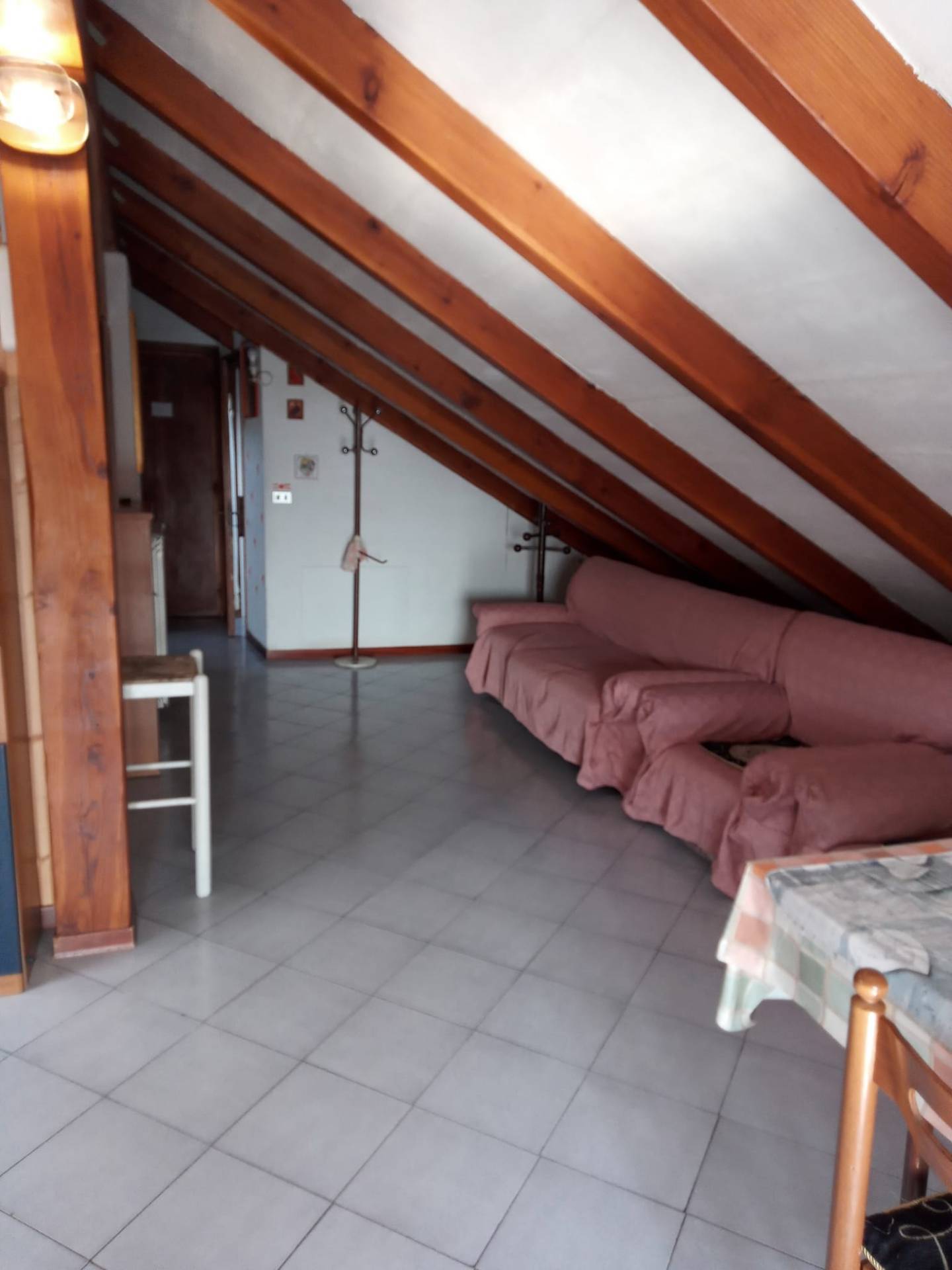 Mansarda in affitto a Albenga