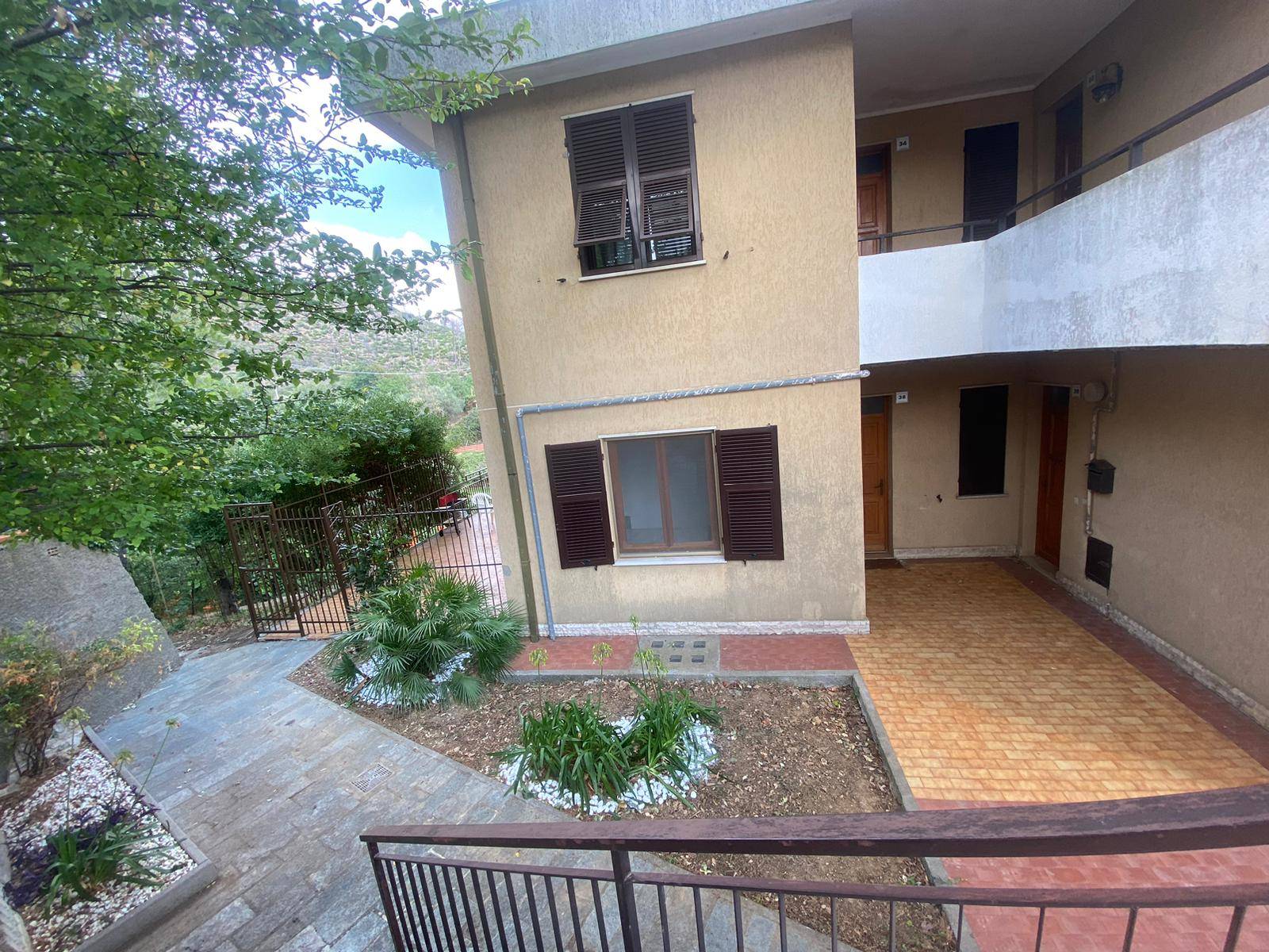 Appartamento in affitto a Cisano sul Neva