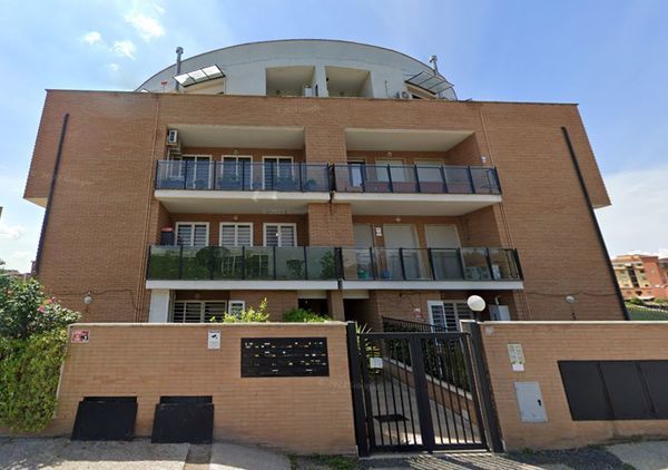 Appartamento in vendita in via cardinale luigi traglia 95, Roma