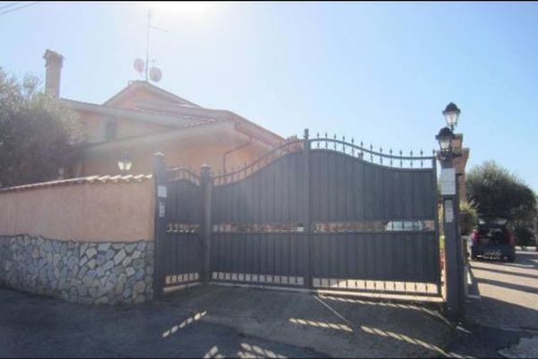 Villa in vendita, Roma corcolle