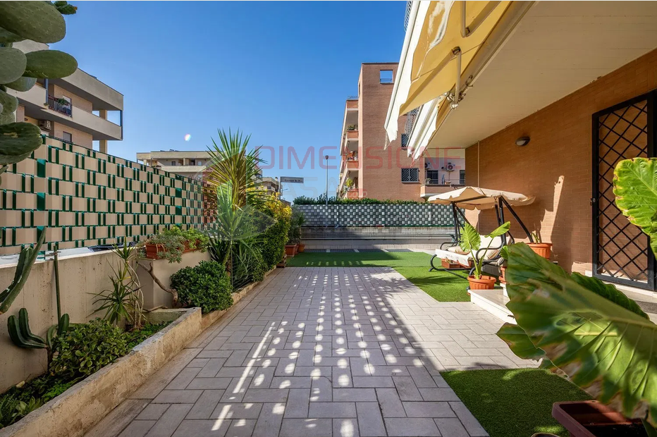 Vendita Appartamento bilocale in vendita con giardino a Roma in via luca domenico capozi - colle degli abeti
