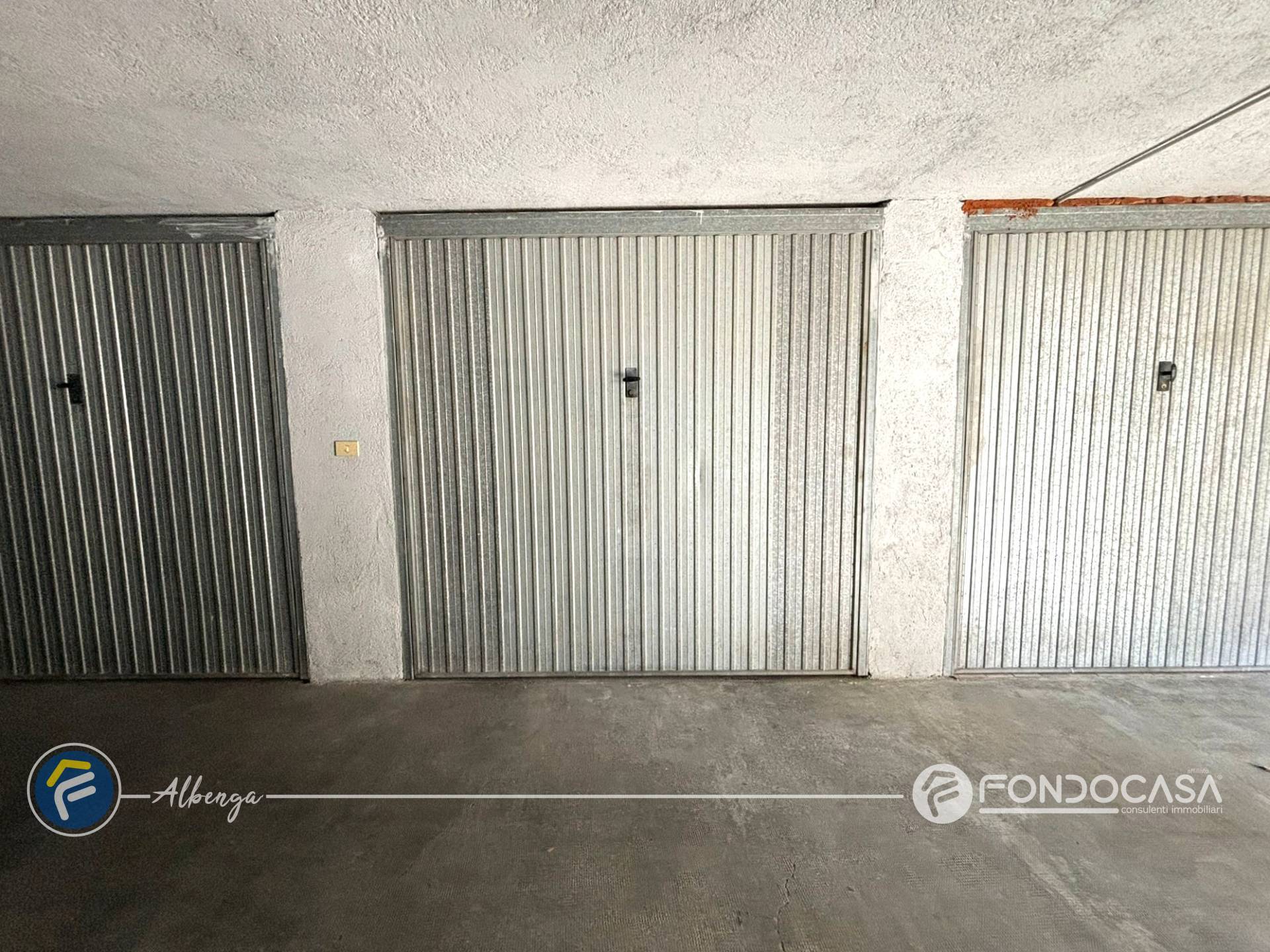 Box/Garage 18mq in vendita a Villanova d'Albenga