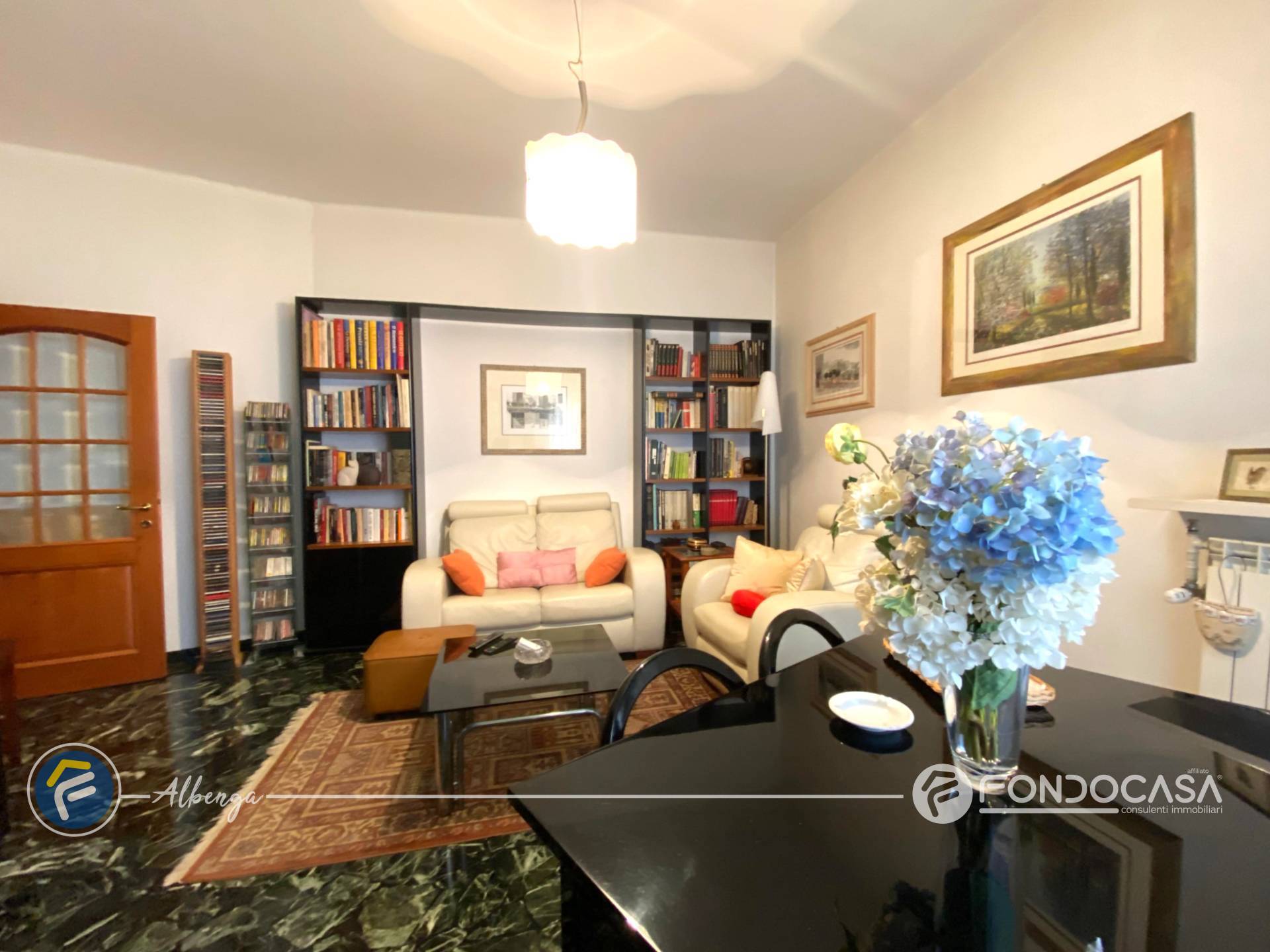 Appartamento in vendita a Albenga