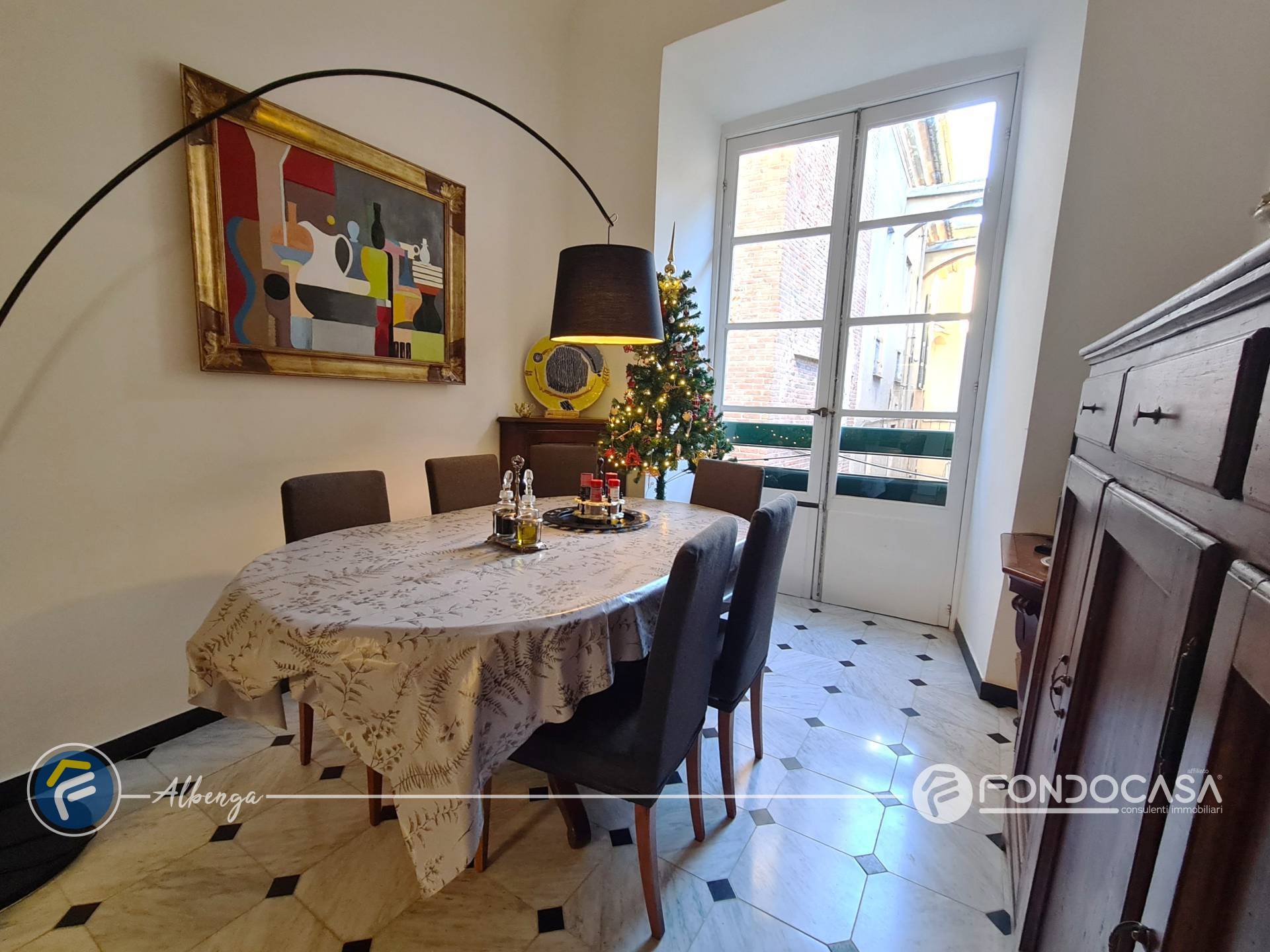 Abitazioni tipiche storiche in vendita a Albenga