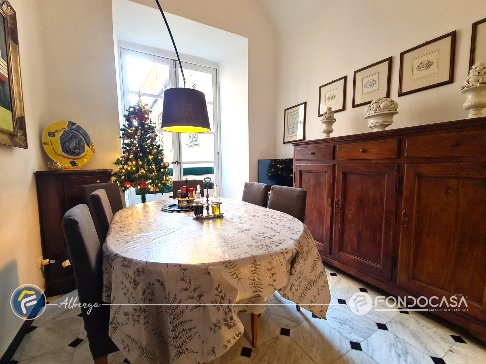 Abitazioni tipiche storiche in vendita a Albenga