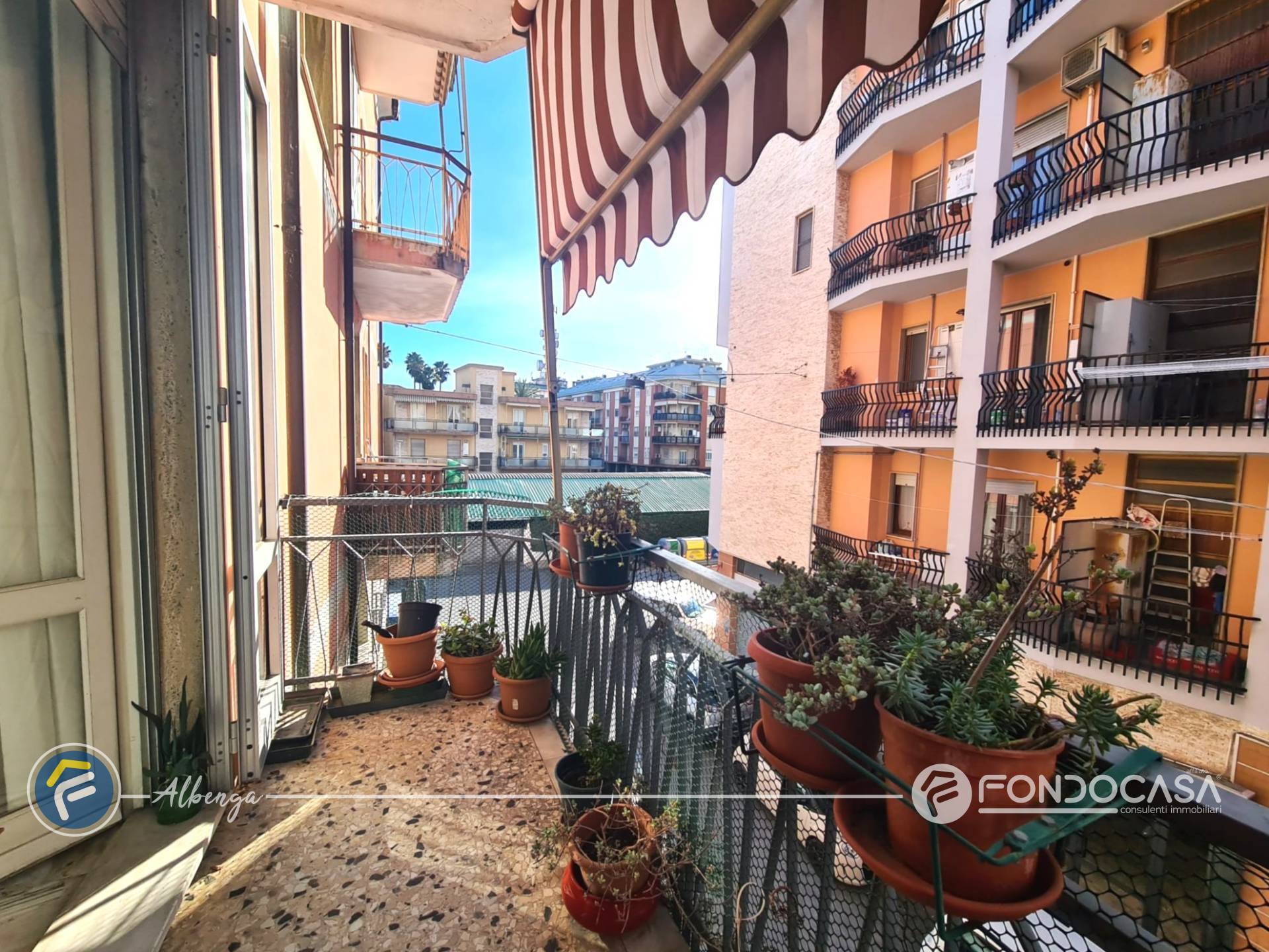 Appartamento in vendita a Albenga