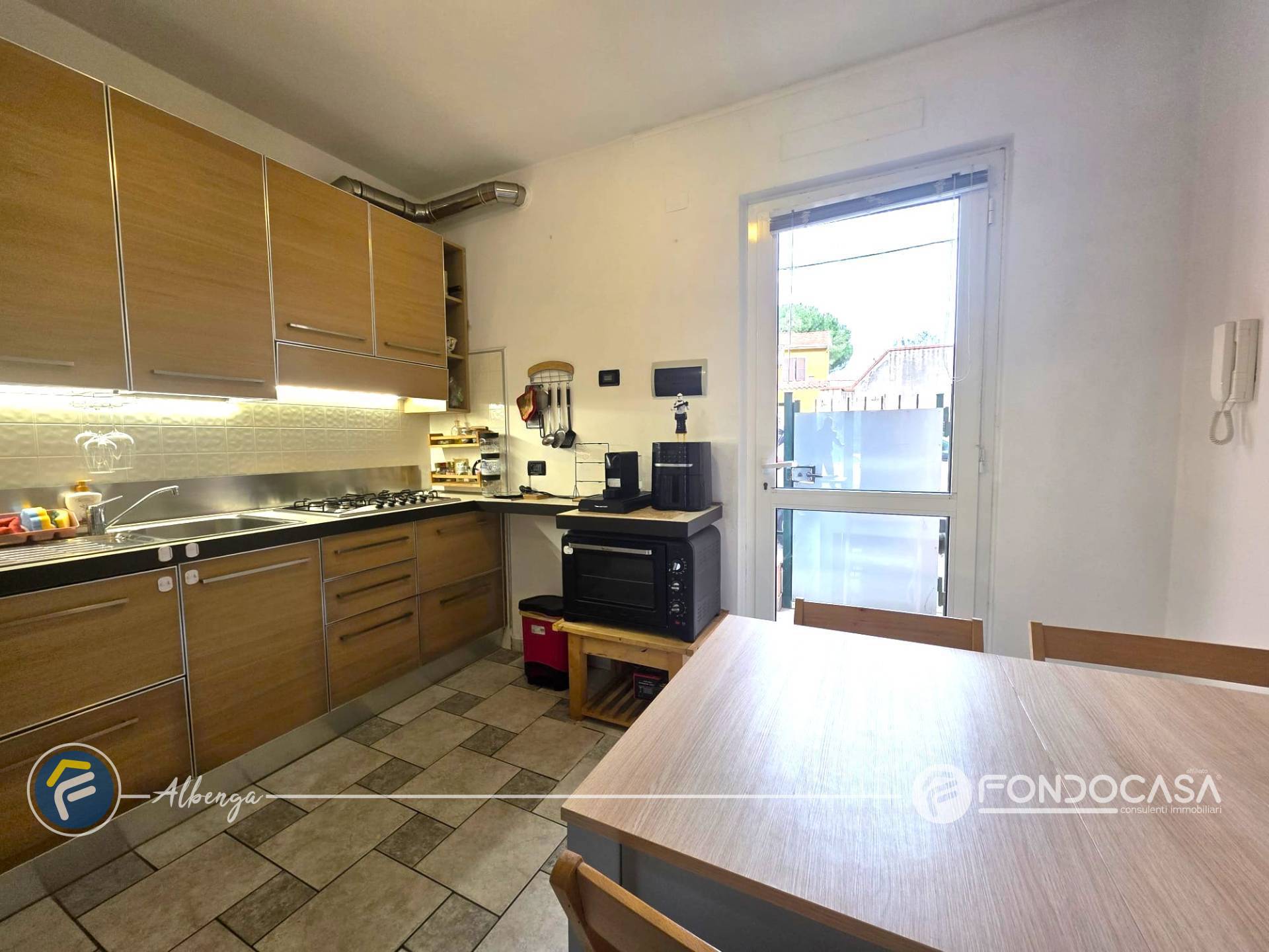 Appartamento in vendita a Albenga