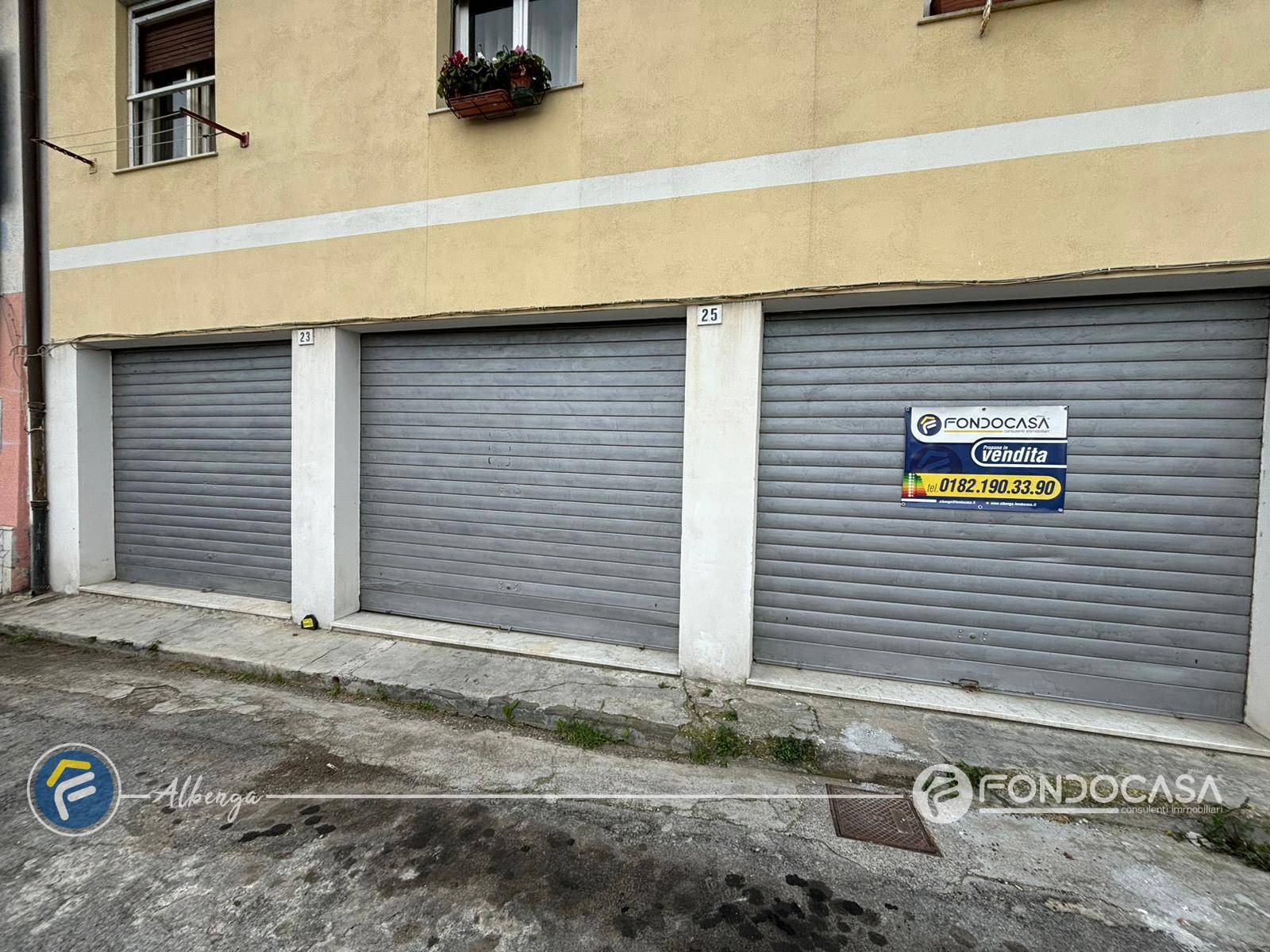 Magazzino in vendita a Albenga