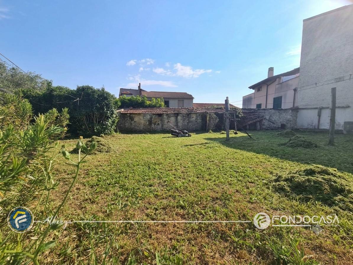 Terreno edificabile in vendita a Albenga, Lusignano