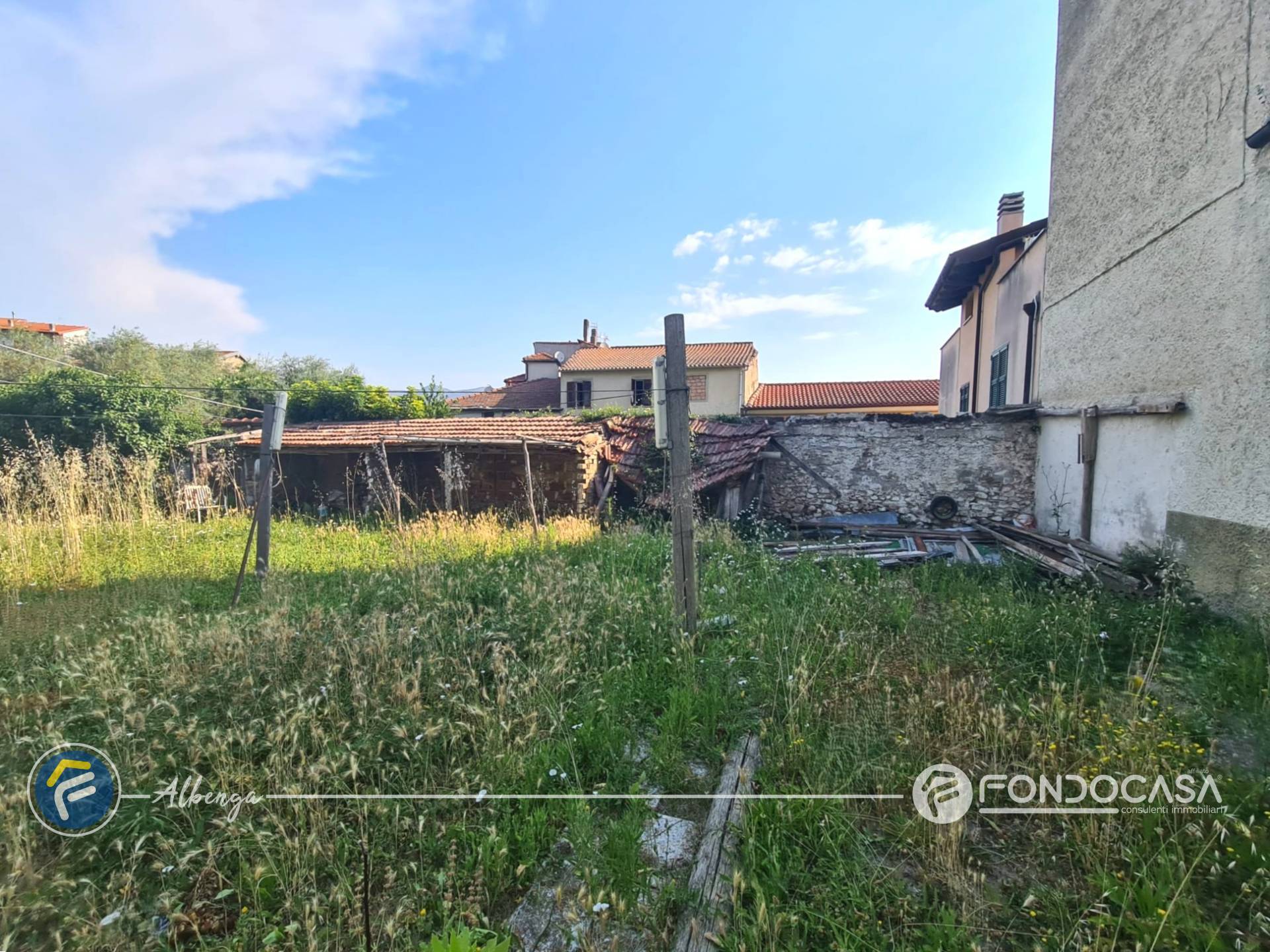 Terreno edificabile in vendita a Albenga, Lusignano