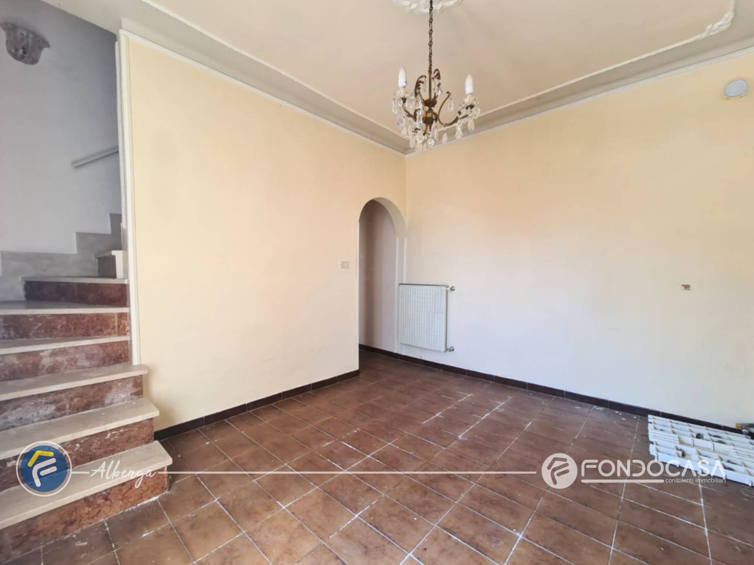 Casa semindipendente in vendita a Albenga