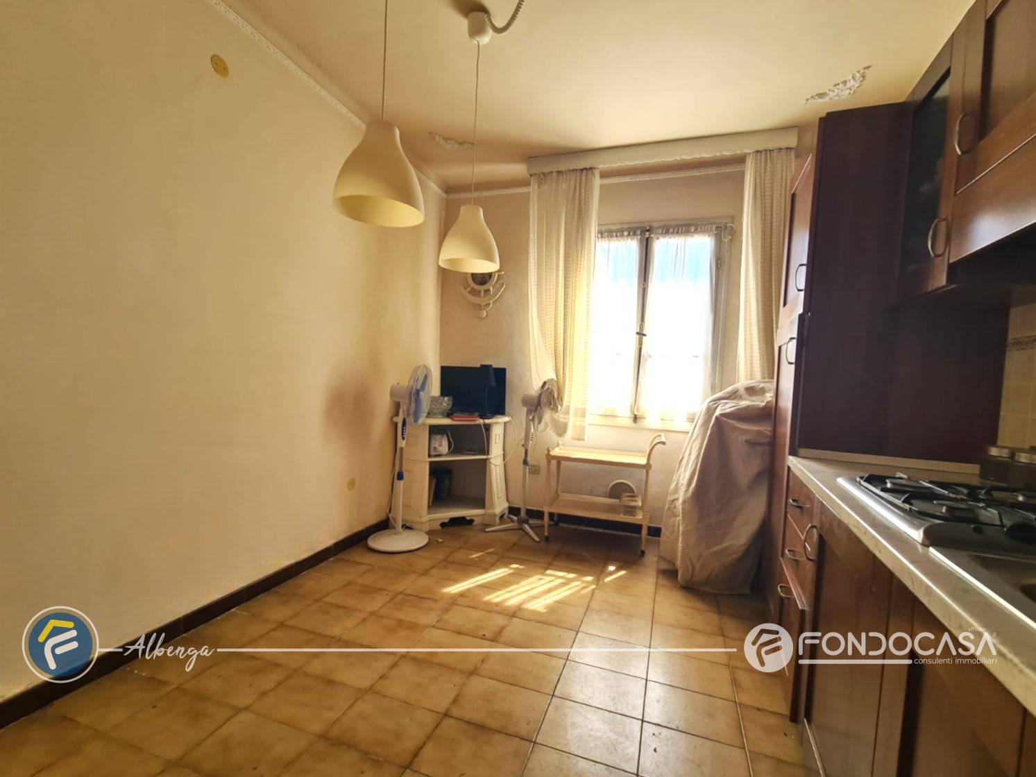 Casa semindipendente in vendita a Albenga