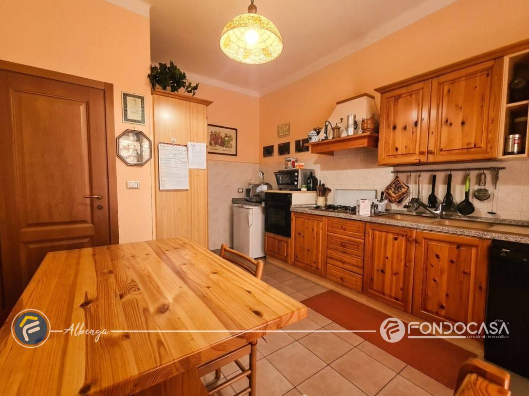 Appartamento in vendita a Albenga