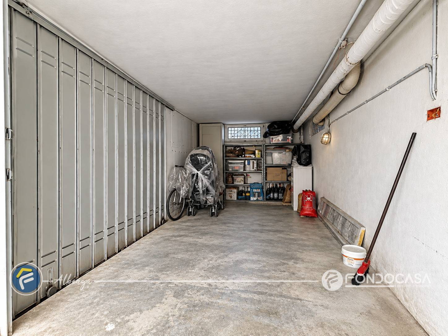 Box o garage in vendita a Albenga