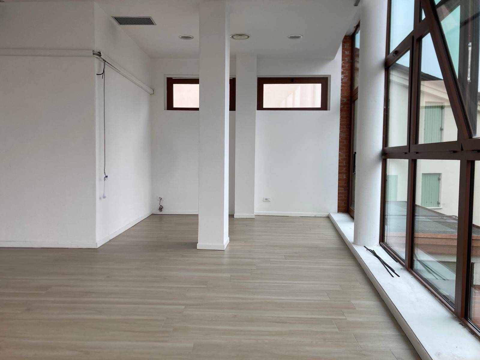 Studio/Ufficio in affitto a Mantova, Castelnuovo Angeli