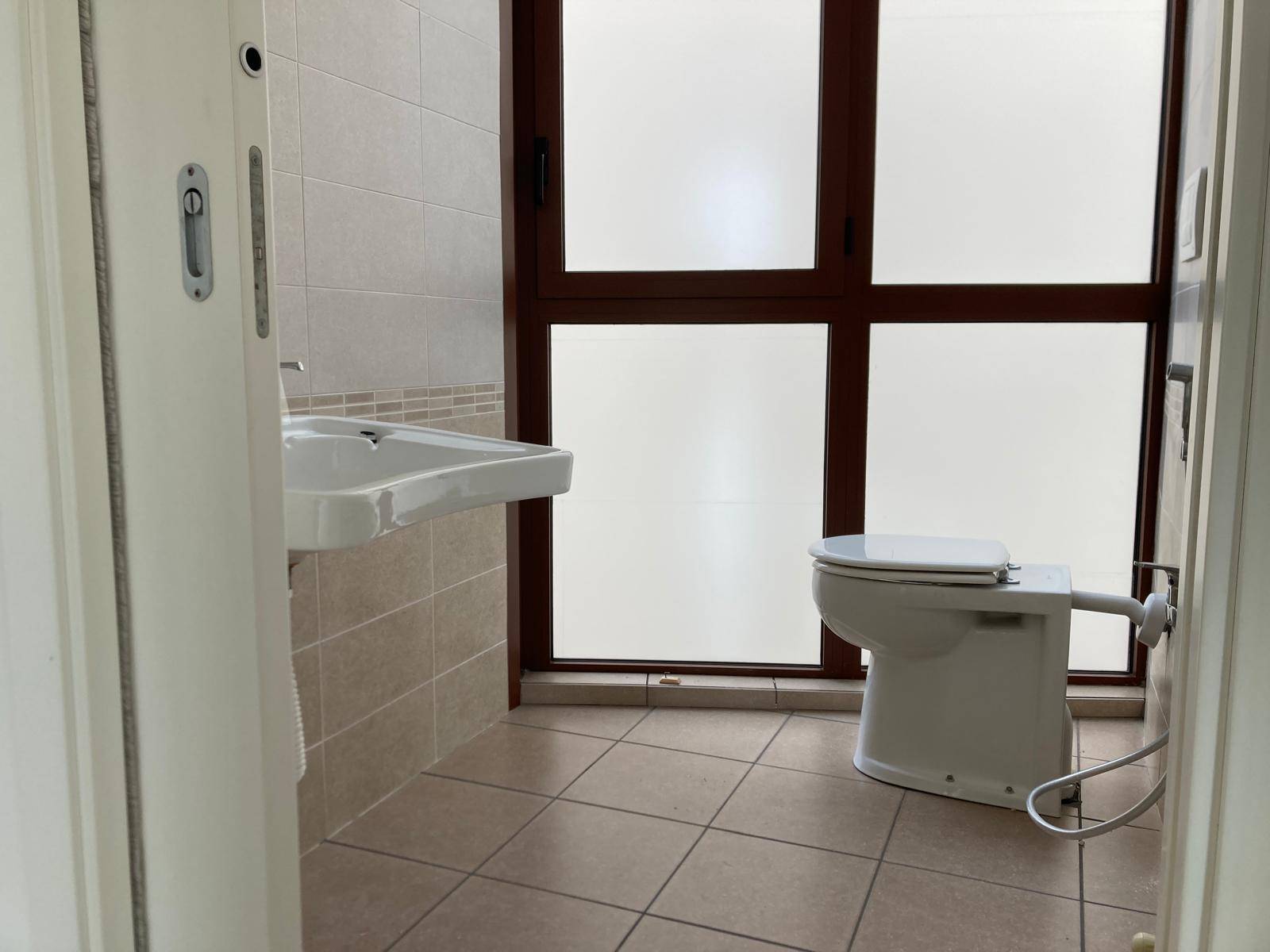 Studio/Ufficio in affitto a Mantova, Castelnuovo Angeli