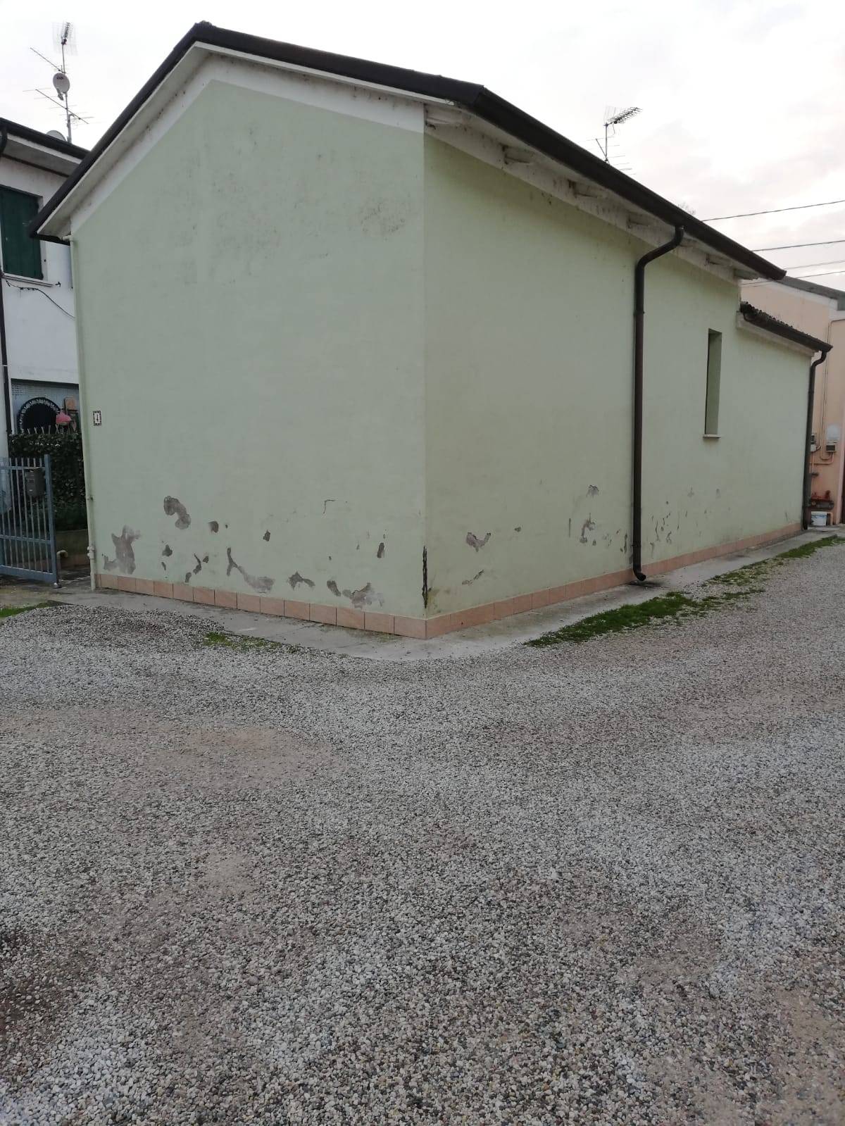 PORZIONE DI CASA in vendita a Mantova, Castelnuovo Angeli