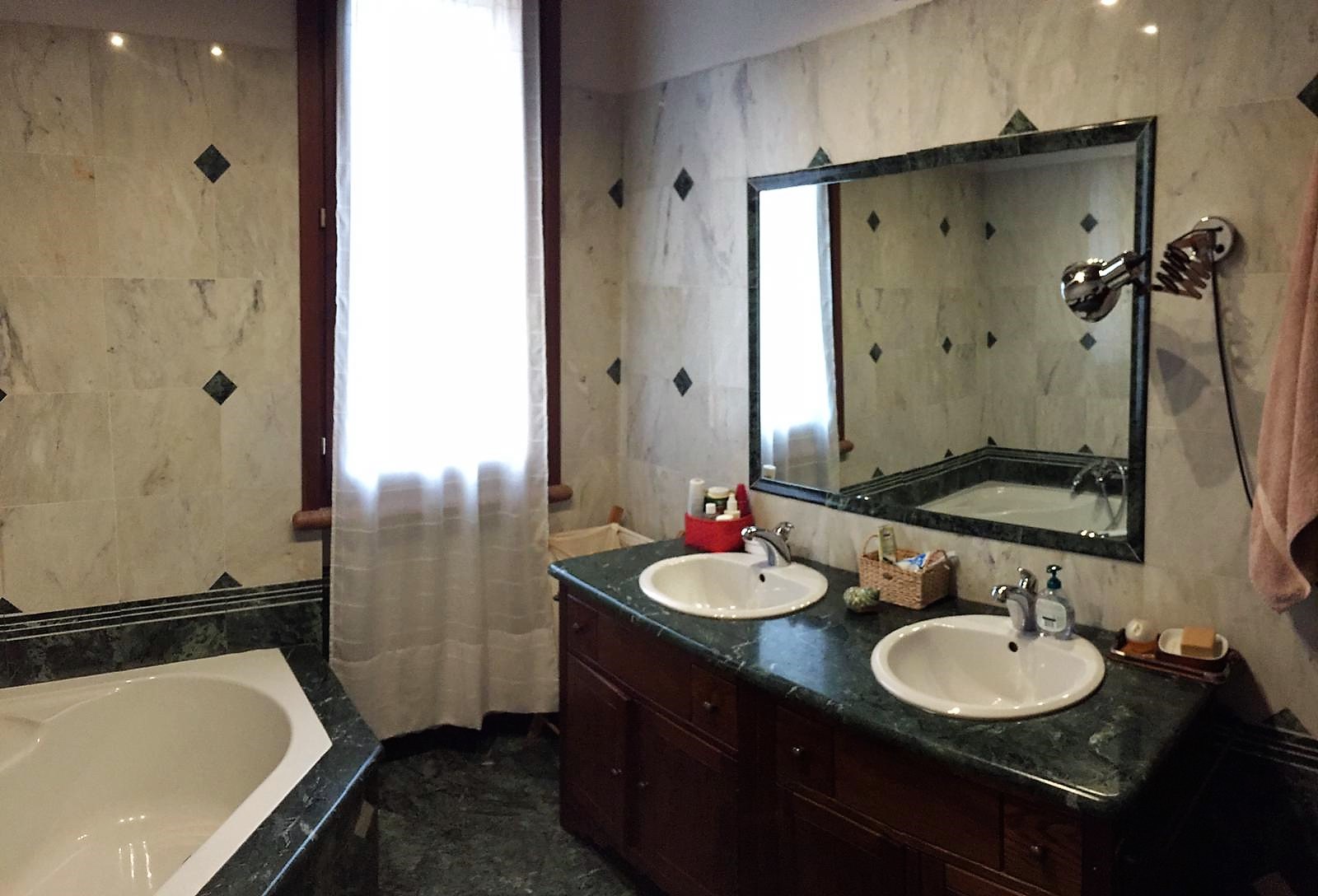 Villa in vendita a Mantova