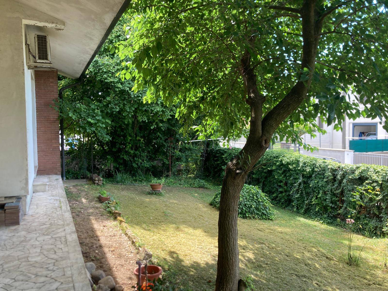 Casa singola in vendita a Curtatone, villaggio eremo