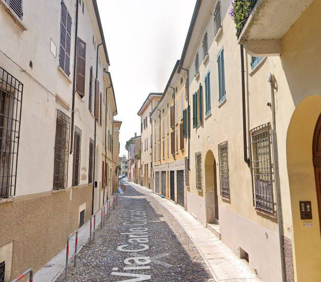 Appartamento in vendita a Mantova, Centro storico