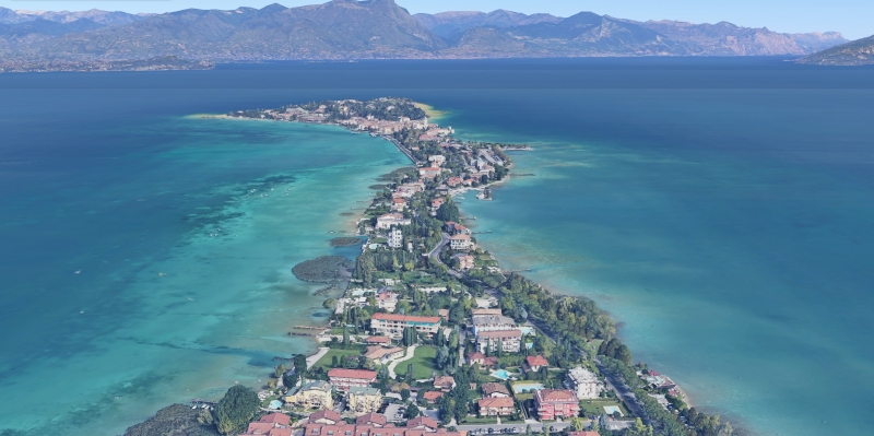 Villa con giardino a Sirmione