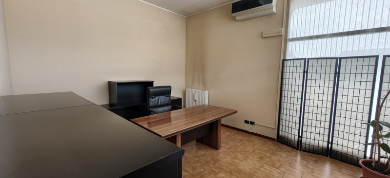 Ufficio classe A4 a Desenzano del Garda