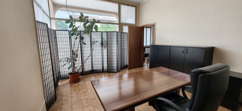 Ufficio classe A4 a Desenzano del Garda