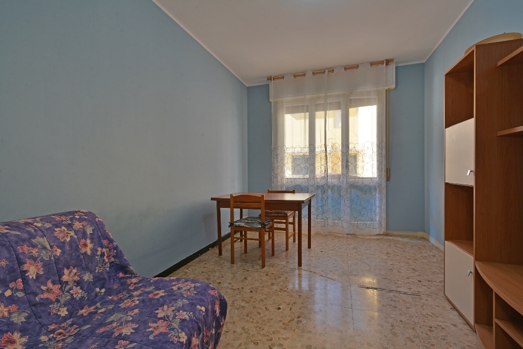 Bilocale da ristrutturare in via roma 123, San Bartolomeo al Mare