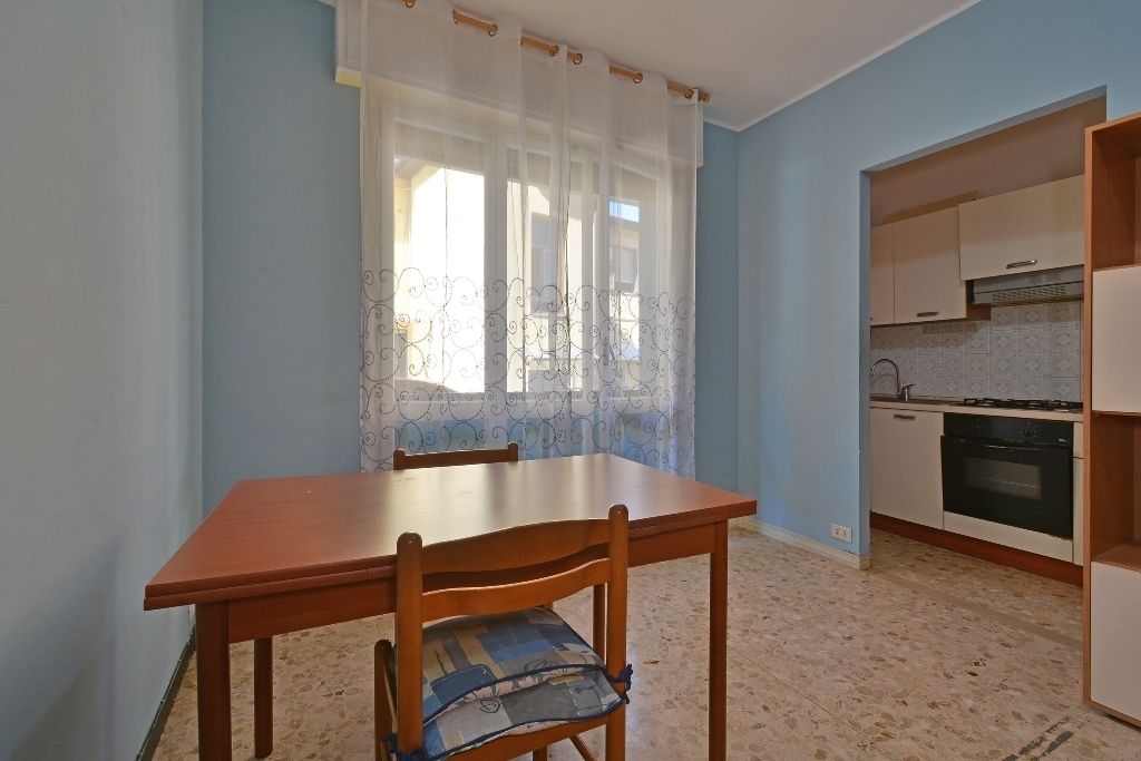 Bilocale da ristrutturare in via roma 123, San Bartolomeo al Mare