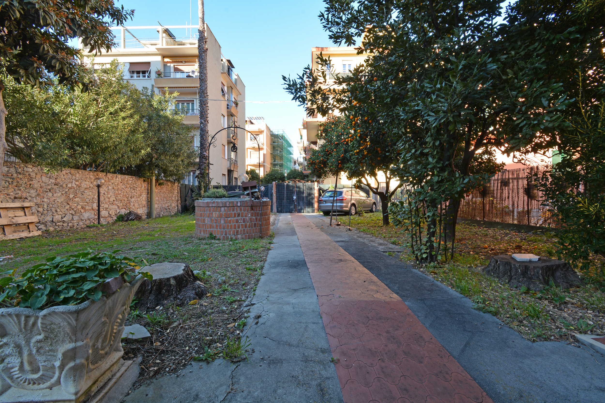 Casa indipendente con giardino in via indiani 19, Diano Marina