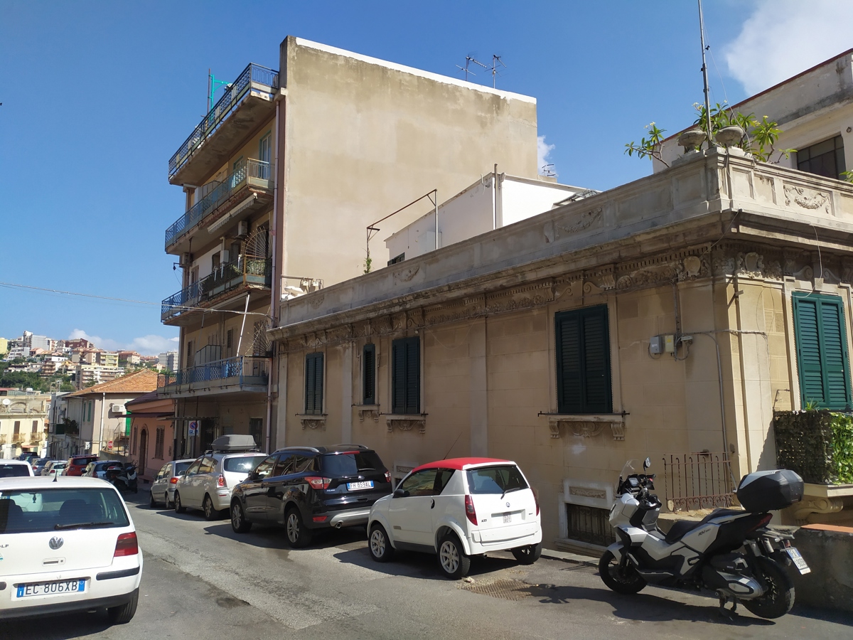 Bilocale da ristrutturare a Messina