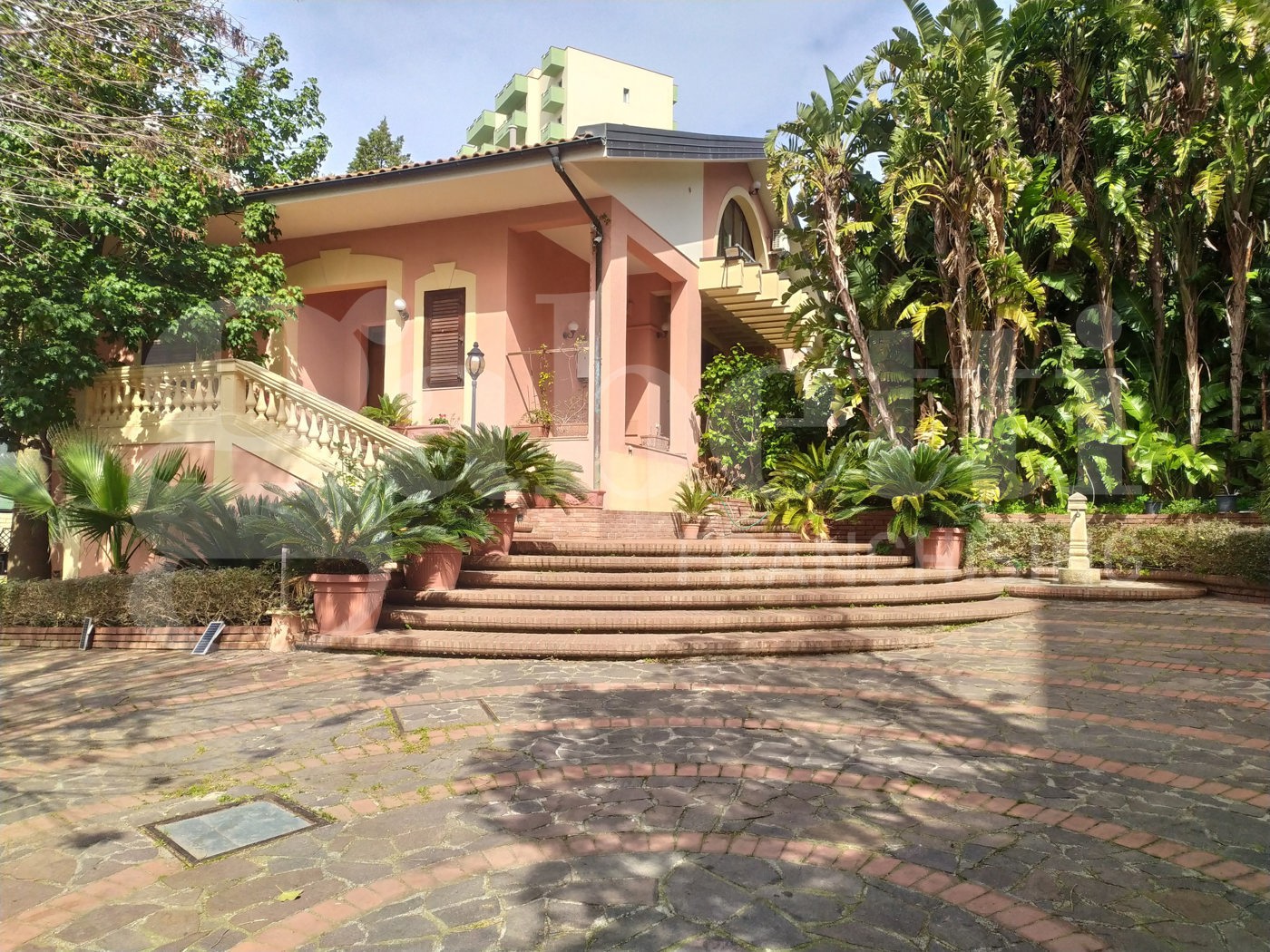 Villa con giardino a Messina