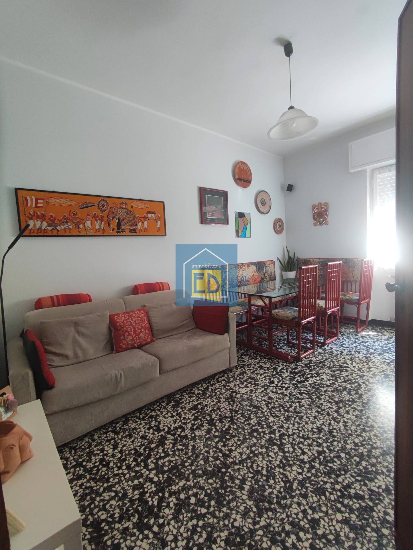 Appartamento in vendita a Savona, Via Mignone