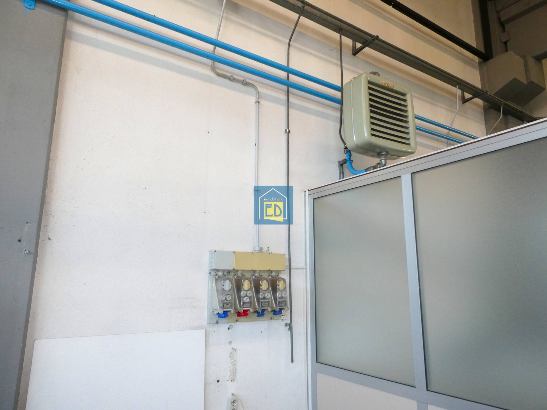 Capannone in vendita a Carcare