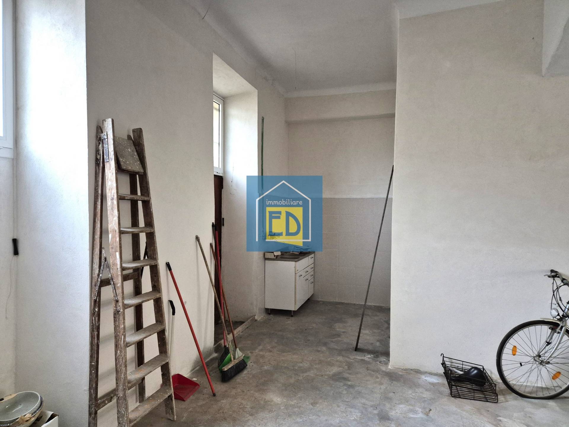 Box o garage in vendita a Savona, Fornaci