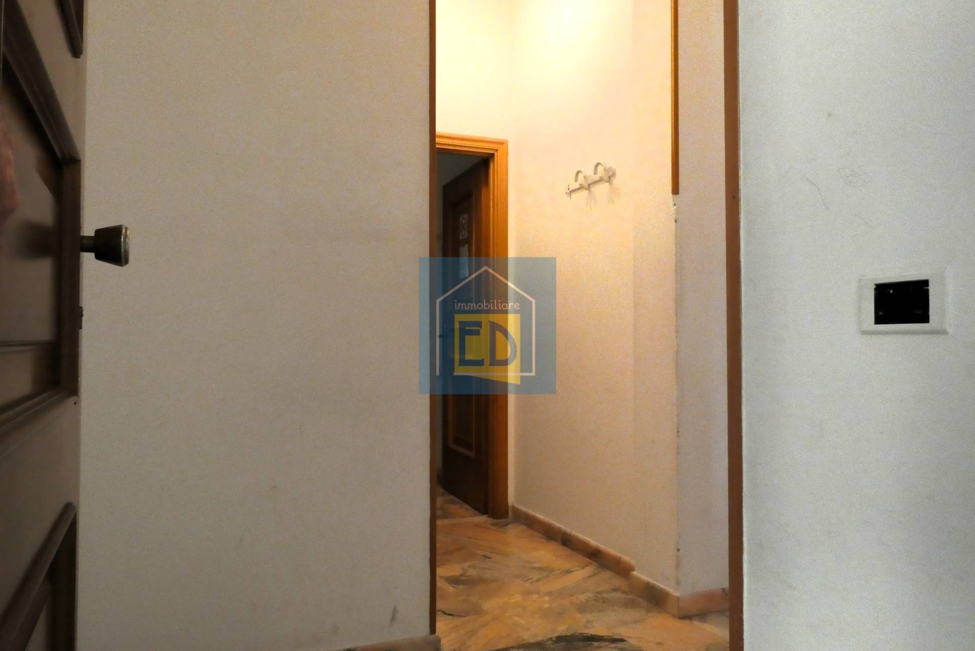 Studio/Ufficio in affitto a Savona, Centro