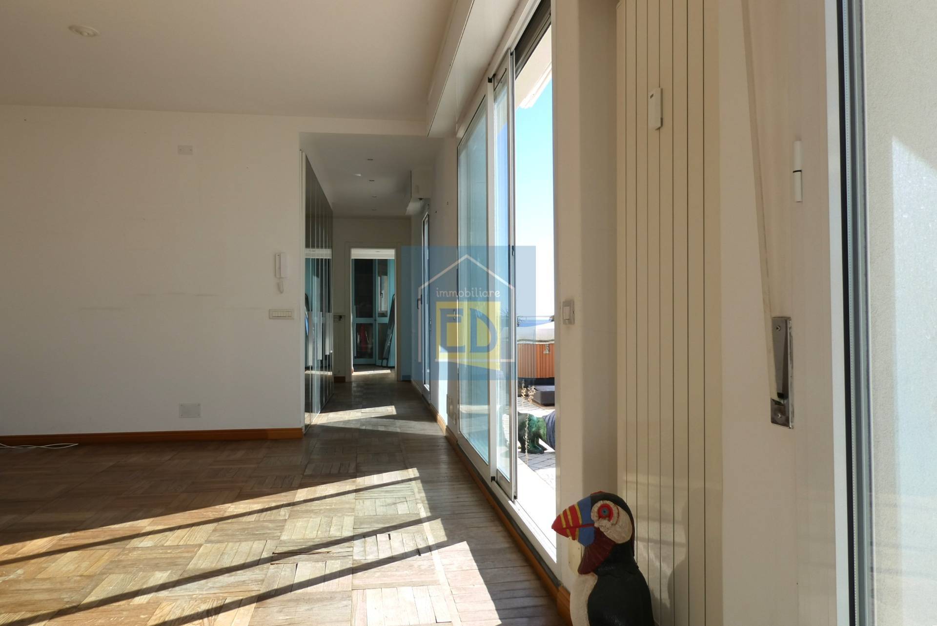 Appartamento in vendita a Savona, Centro