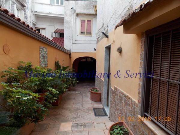 Casa indipendente con giardino in via vittorio emanuele, Pignataro Maggiore