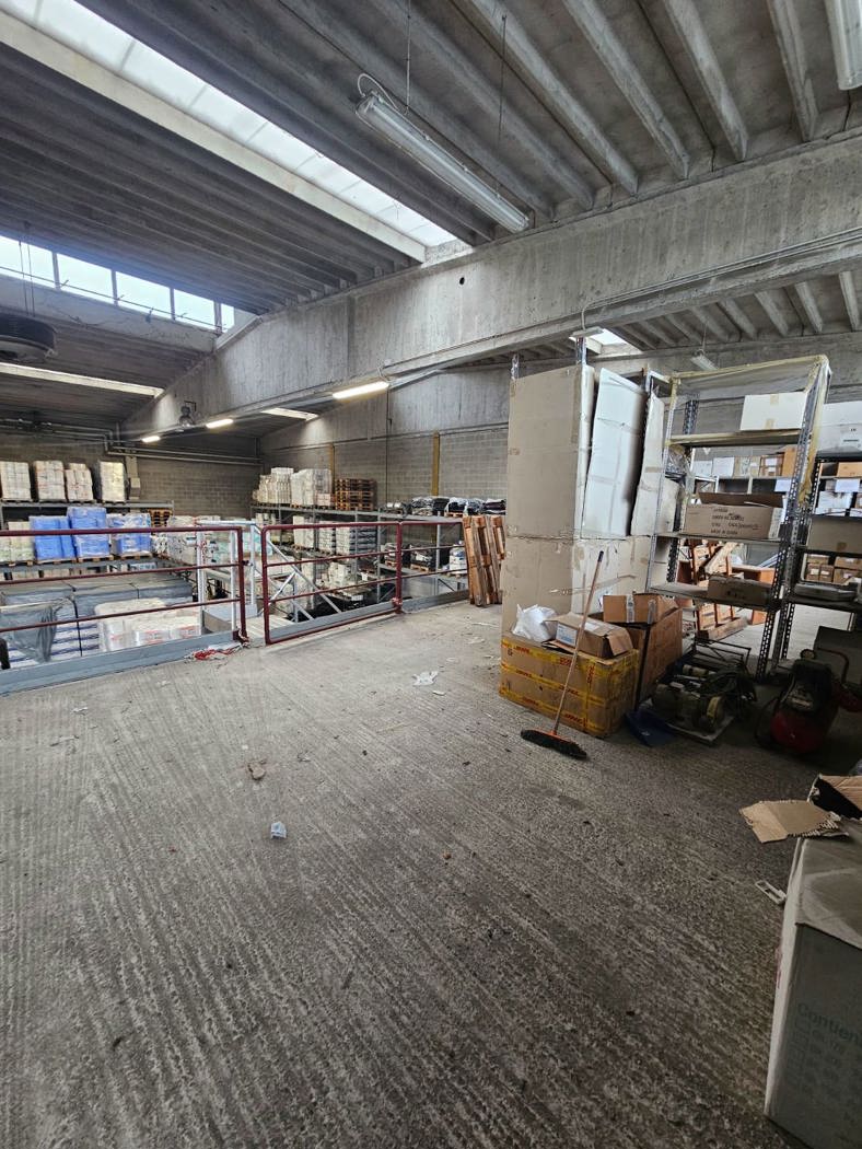 Capannone in affitto a Cornaredo