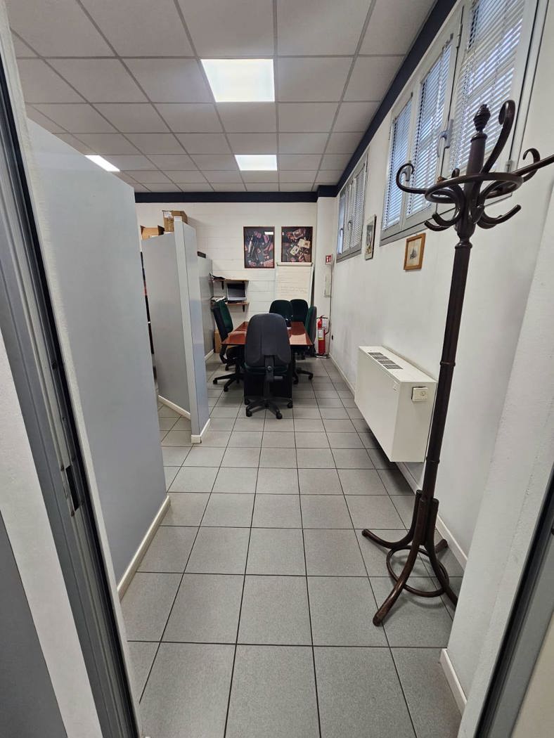 Capannone in affitto a Cornaredo