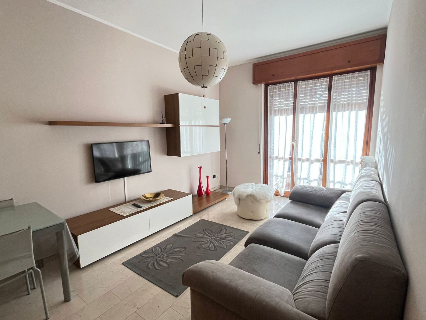 Trilocale arredato in affitto a Settimo Milanese