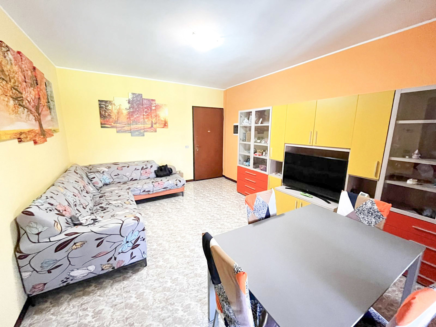 Trilocale arredato in affitto a Settimo Milanese