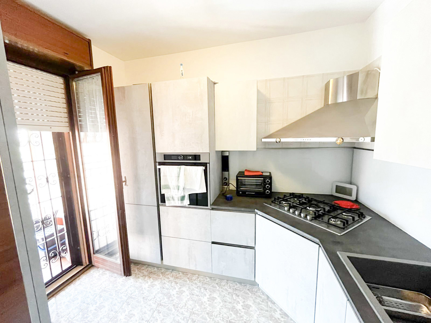 Trilocale arredato in affitto a Settimo Milanese