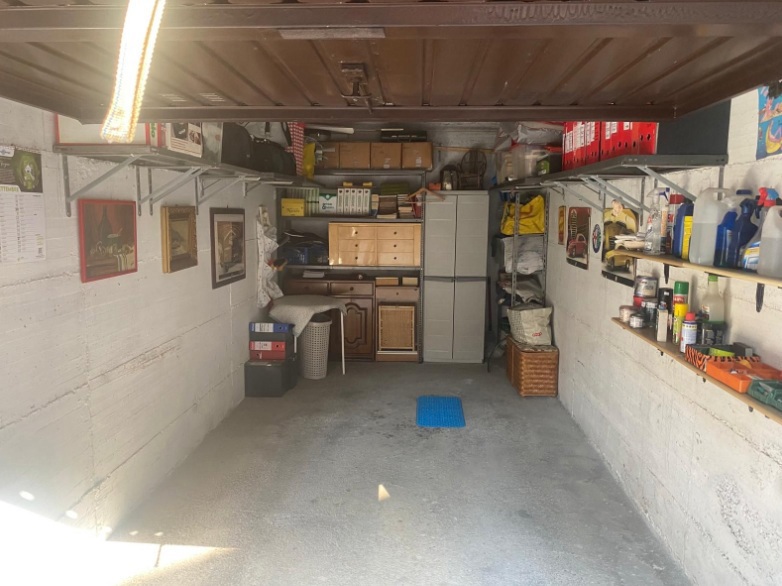 Box/Garage 14mq in vendita a Settimo Milanese