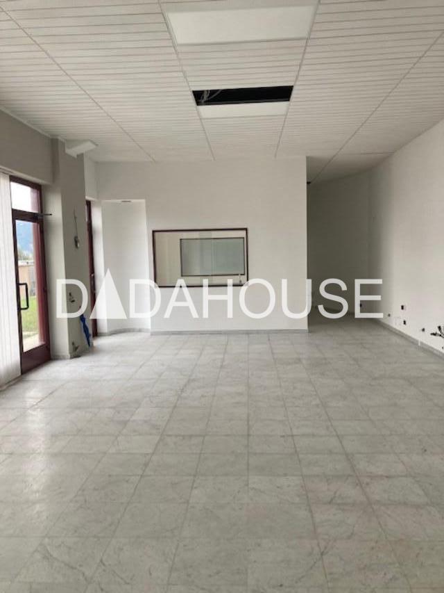 Ufficio ristrutturato, San Giuliano Terme le maggiola