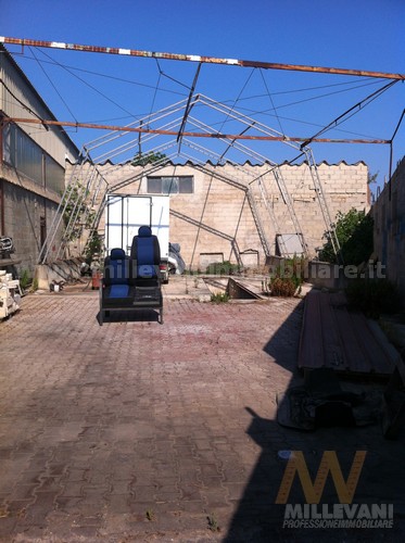 Locale commerciale in affitto a Modica, Maganuco