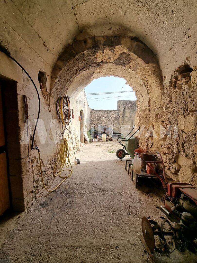 Casale in vendita a Chiaramonte Gulfi