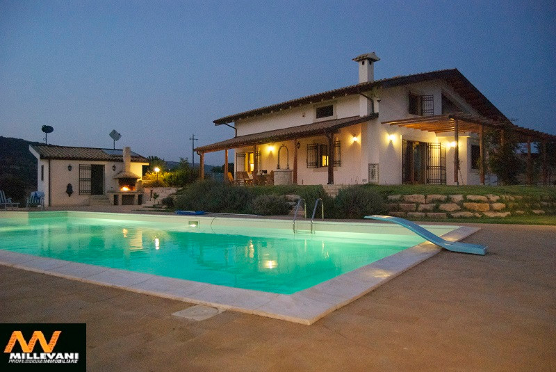 Villa in vendita a Scicli, Donnalucata