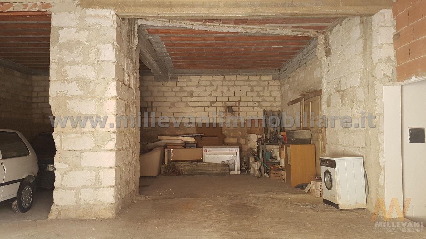 Garage in vendita a Scicli, Donnalucata